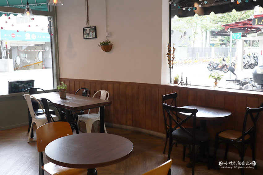 IMG_4235.jpg IMG_4235.jpg