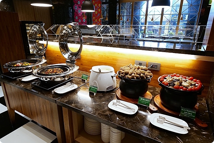 花蓮住宿⎪康橋大飯店花蓮站前館。天啊!早餐宵夜點心任你吃,自助洗衣隨你用。旅人首選,大推。 @捲捲頭 Wonderful 品味。生活 花蓮住宿⎪康橋大飯店花蓮站前館。天啊!早餐宵夜點心任你吃,自助洗衣隨你用。旅人首選,大推。 @捲捲頭 Wonderful 品味。生活