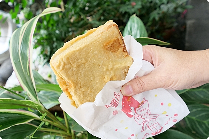 三星美食⎪阿琴春捲。明星商品全都來一輪，美味到停不下來炸春捲、炸地瓜餅、炸甜米糕、炸蘿蔔糕，市場內的銅板美食！ @捲捲頭 Wonderful 品味。生活