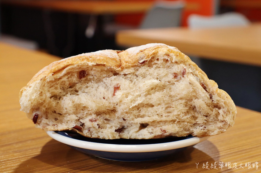 新竹麵包店推薦雅米烘培屋!新竹香山平價好吃的歐式麵包賣完為止,麵包最便宜只要三十元