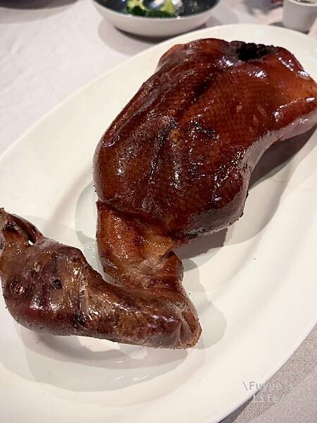 |台中南屯‧中式| 精緻好吃的烤鴨料理《与玥樓頂級粵菜餐廳》