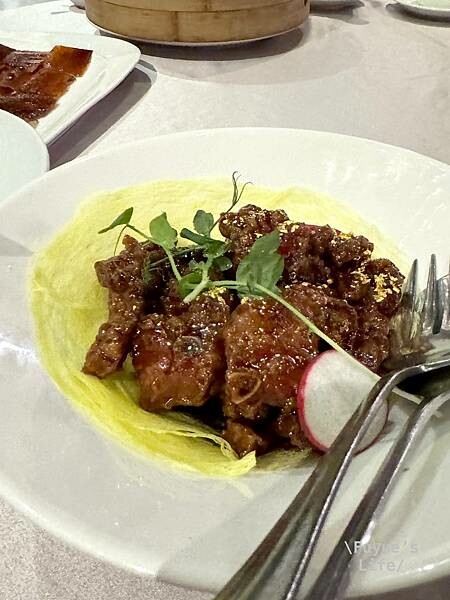 |台中南屯‧中式| 精緻好吃的烤鴨料理《与玥樓頂級粵菜餐廳》