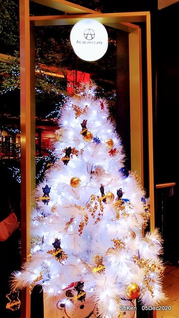Christmas street night scene at Taipei Department stores area, Taipei, Taiwan, SJKen, Dec 5, 2020.