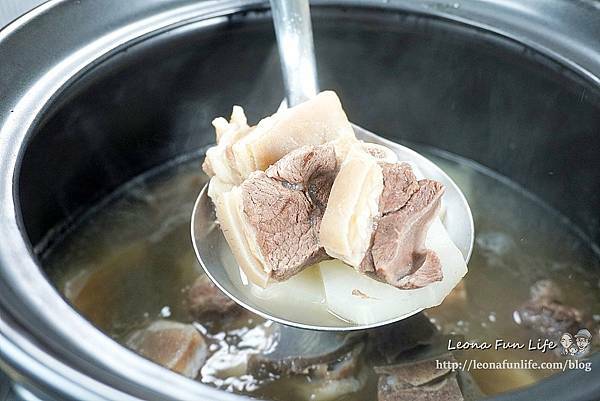 台中清燉羊肉爐 大里美食 大里羊肉爐  大里羊肉爐菜單 台中羊肉爐 大明路羊肉 玉潔清燉羊肉爐 台中羊肉1DSC05523.JPG