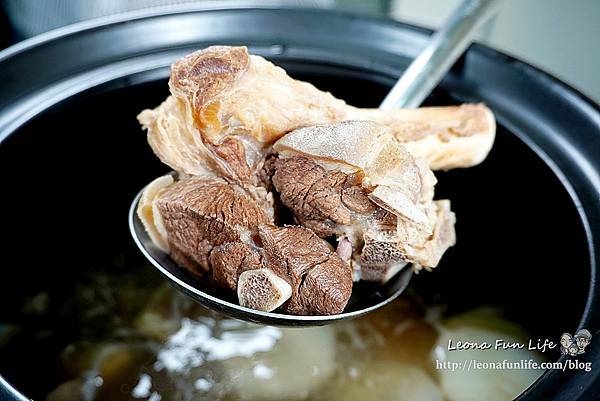 台中清燉羊肉爐 大里美食 大里羊肉爐  大里羊肉爐菜單 台中羊肉爐 大明路羊肉 玉潔清燉羊肉爐 台中羊肉1DSC05530.JPG