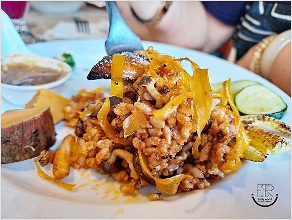 La Olive義式蔬食咖啡館 (24).jpg