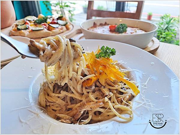 La Olive義式蔬食咖啡館 (17).jpg