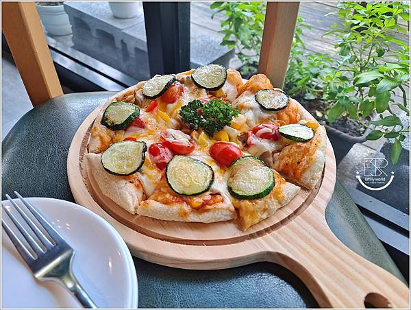 La Olive義式蔬食咖啡館 (13).jpg