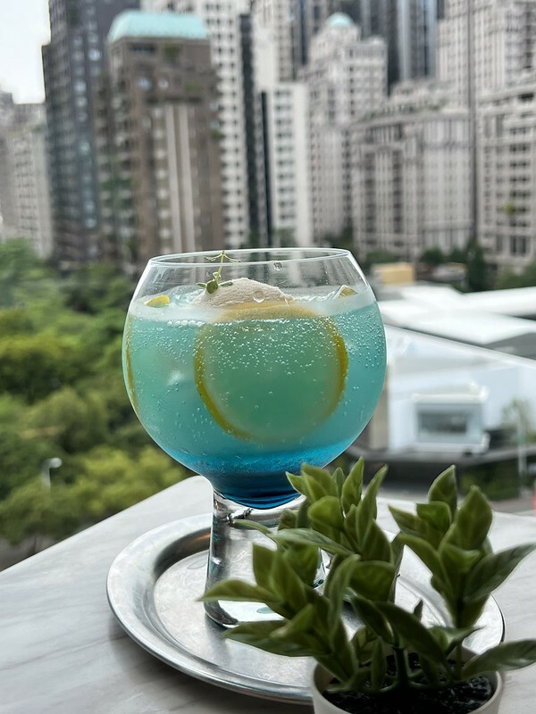 【台灣，台中市，西屯區】坐擁豪宅視野的堁夏咖啡 Café Crotchet。（台中咖啡廳/台中國家歌劇院美食A