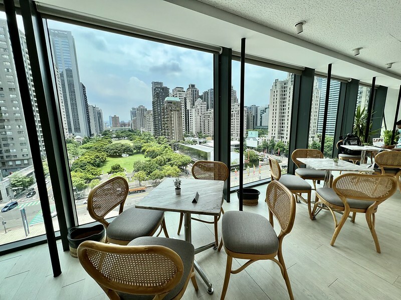 【台灣，台中市，西屯區】坐擁豪宅視野的堁夏咖啡 Café Crotchet。（台中咖啡廳/台中國家歌劇院美食A