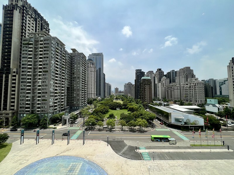 【台灣，台中市，西屯區】坐擁豪宅視野的堁夏咖啡 Café Crotchet。（台中咖啡廳/台中國家歌劇院美食A