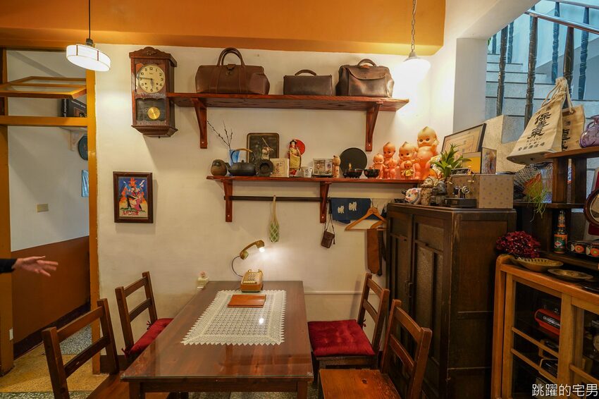 花蓮50年老屋咖啡廳擺滿懷舊古物 2樓風格超清新 雨田一二樓 真心好拍 文青必點日式布丁 蘋果派 手沖咖啡