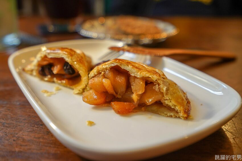 花蓮50年老屋咖啡廳擺滿懷舊古物 2樓風格超清新 雨田一二樓 真心好拍 文青必點日式布丁 蘋果派 手沖咖啡