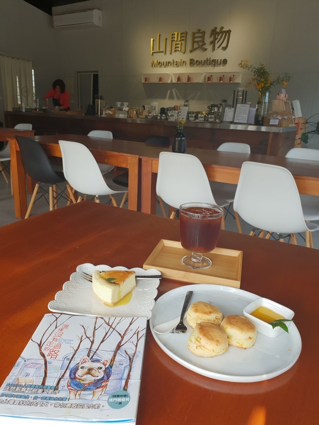225201.jpg - 【南投.國姓鄉】山間良物咖啡館在地咖啡豆。友善寵物咖啡廳。自種水果入甜點。推重乳酪蛋糕&砂糖橘司康