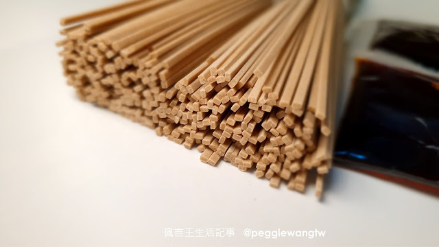 老小都愛超涮嘴：不二堂X Walkerland茶拌麵 茶香清爽拌醬開味︱懶人料理開箱