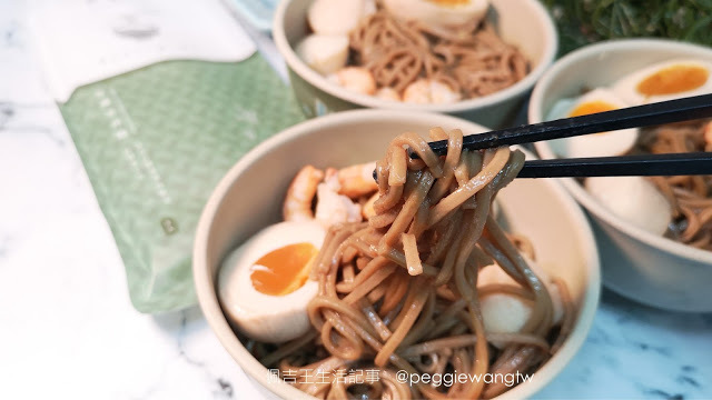 老小都愛超涮嘴：不二堂X Walkerland茶拌麵 茶香清爽拌醬開味︱懶人料理開箱