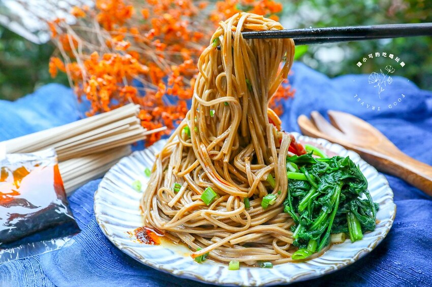 walkerland蔥爆茶拌麵,不二堂,不二堂茶拌麵,不二堂茶拌麵價錢,不二堂茶拌麵訂購,茶伴麵訂購,茶拌麵 @陳小可的吃喝玩樂