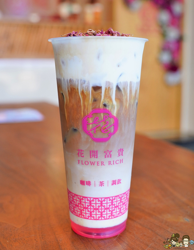 全台最蝦爆的花開富貴，挑戰飲料最狂特色療癒漸層飲品、加料超澎派 x 高雄話題性飲料 - 跟著尼力吃喝玩樂＆親子生活
