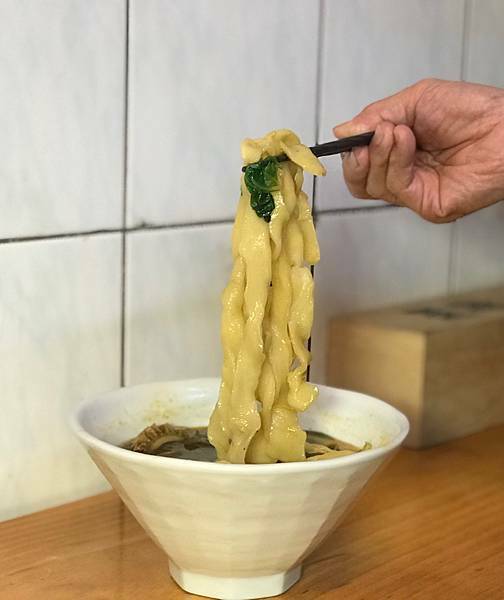 （三和國中）低調牛肉麵小店 獨特牛滷肉飯 紅燒牛肉麵 香噴噴不加味素的天然美味-二木牛肉麵