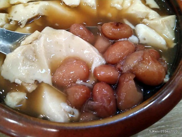 Taiwan traditional sweeten & light dishes at Department store dishes street, Sep 25, 2020, SJKen