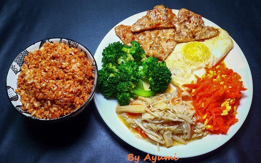 豬油拌飯便當75元.jpg 豬油拌飯便當75元.jpg