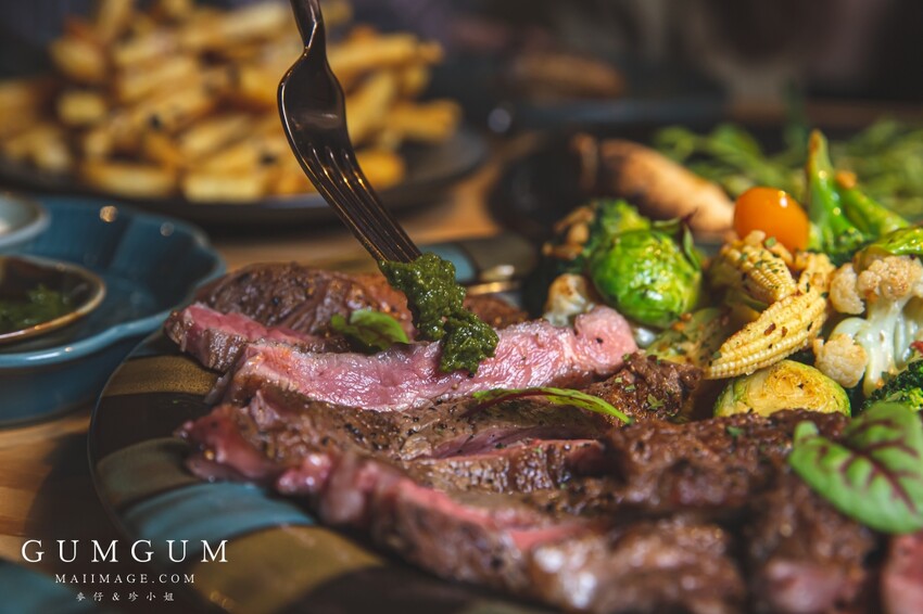 台北內湖美食｜GUMGUM NOT ONLY BEER & WINGS 雞翅啤酒吧內科店～內湖最美的戶外露營風餐酒館、超美的森林