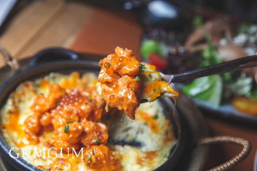 台北內湖美食｜GUMGUM NOT ONLY BEER & WINGS 雞翅啤酒吧內科店～內湖最美的戶外露營風餐酒館、超美的森林