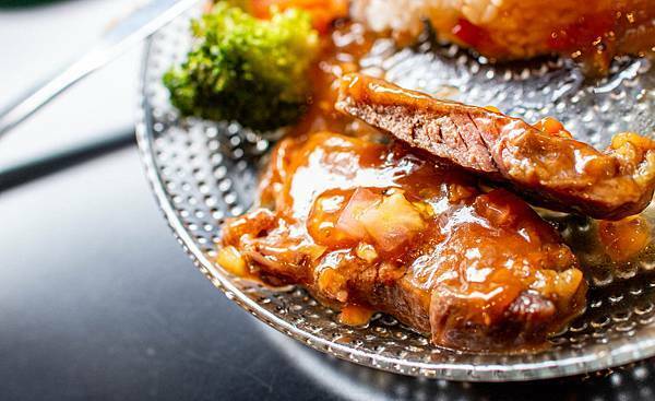 【三重美食】時光寄憶早午餐-珍珠奶茶早午餐!別的地方吃不到的特色餐點!三重捷運站三號出口旁