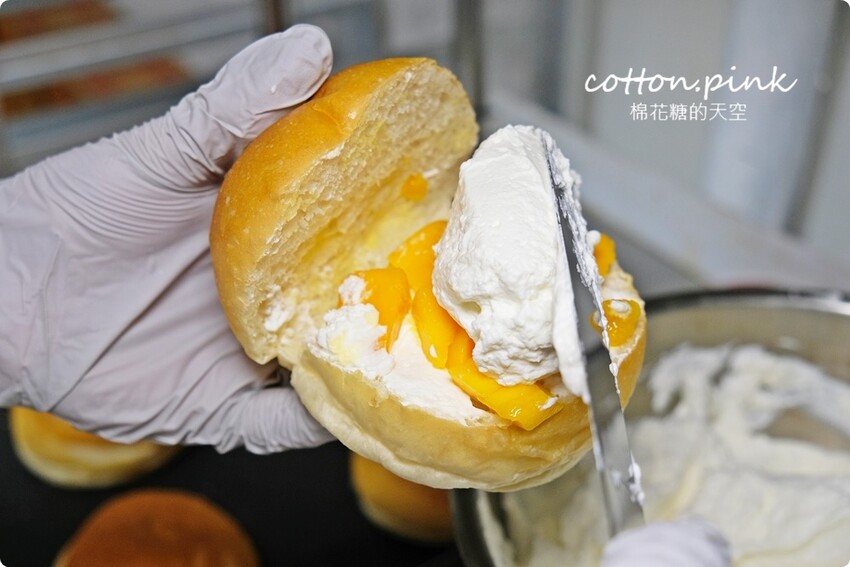 台中少見焙茶巴斯克蛋糕上架!糖印麵包芒果季商品、日本布丁同步推出 - 棉花糖的天空