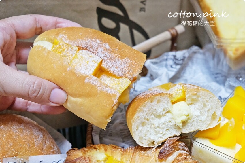 台中少見焙茶巴斯克蛋糕上架!糖印麵包芒果季商品、日本布丁同步推出 - 棉花糖的天空