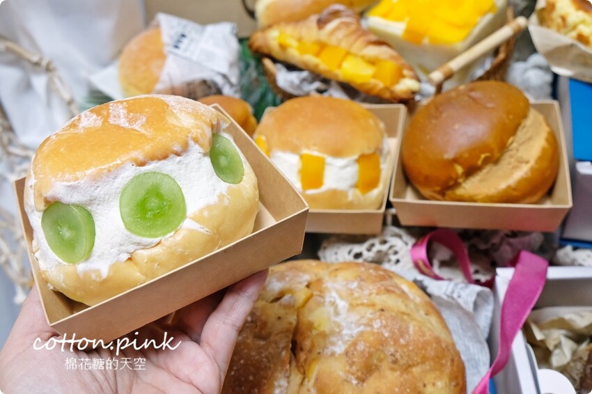 台中少見焙茶巴斯克蛋糕上架!糖印麵包芒果季商品、日本布丁同步推出 - 棉花糖的天空