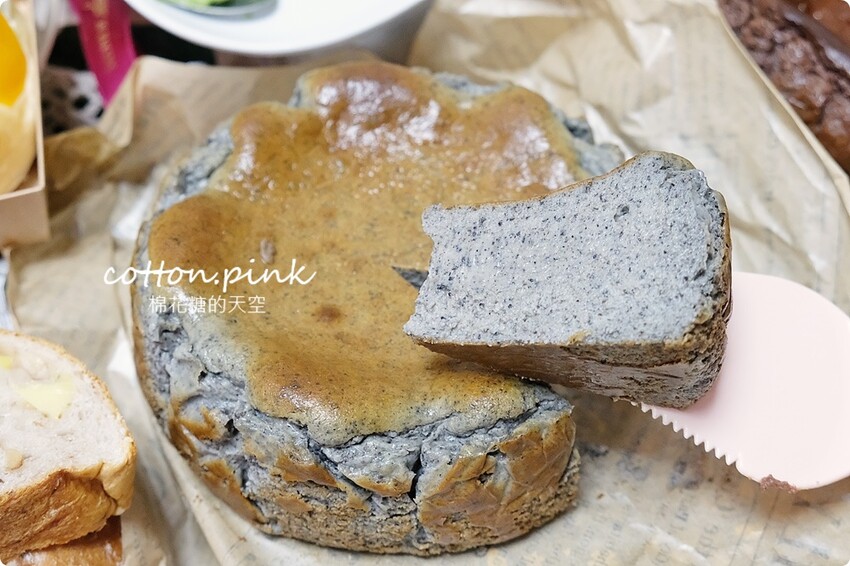 台中少見焙茶巴斯克蛋糕上架!糖印麵包芒果季商品、日本布丁同步推出 - 棉花糖的天空