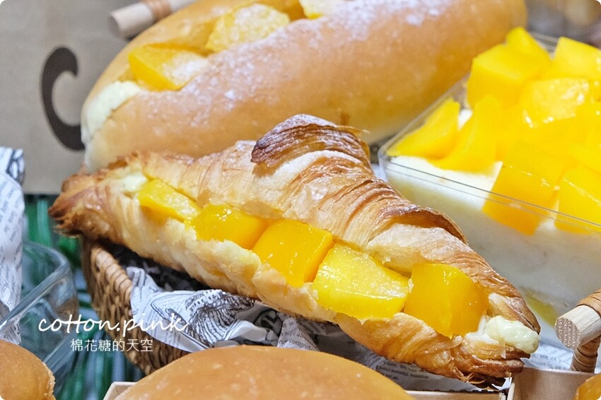 台中少見焙茶巴斯克蛋糕上架!糖印麵包芒果季商品、日本布丁同步推出 - 棉花糖的天空