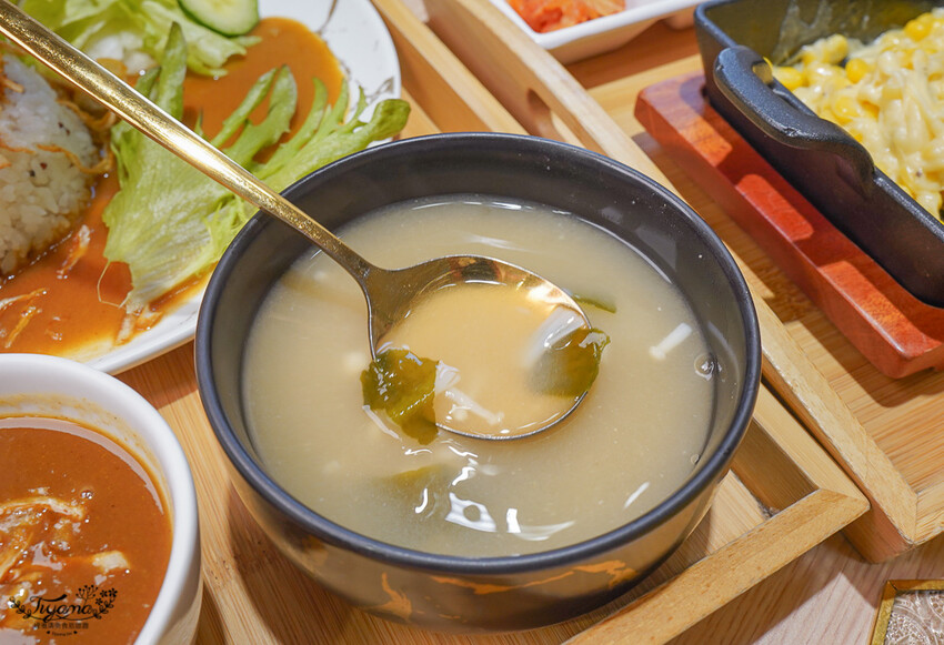 台南網美餐廳|丸飯食事處,全新料理「紙豆腐鍋」登場囉!! @緹雅瑪 美食旅遊趣