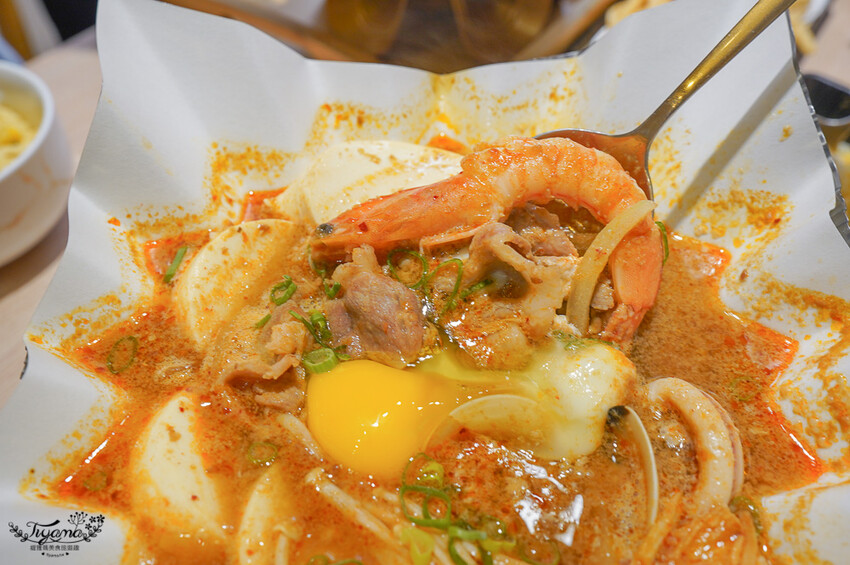 台南網美餐廳|丸飯食事處,全新料理「紙豆腐鍋」登場囉!! @緹雅瑪 美食旅遊趣