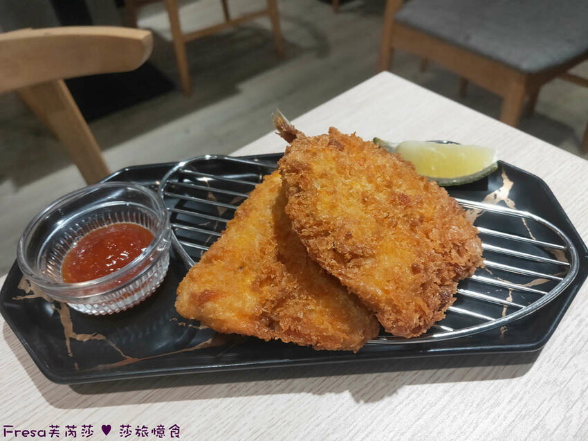 台南市中西區台南美食【丸飯食事處】丸碰餅結合烤鰻魚和東坡肉玉子燒太可愛又好吃│北門商圈│中西區美食