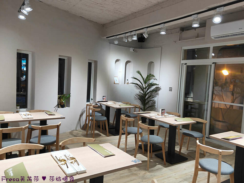 台南美食【丸飯食事處】丸碰餅結合烤鰻魚和東坡肉玉子燒太可愛又好吃│北門商圈│中西區美食 - Fresa芙芮莎♥莎旅憶食