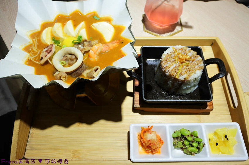 台南美食【丸飯食事處】丸碰餅結合烤鰻魚和東坡肉玉子燒太可愛又好吃│北門商圈│中西區美食 - Fresa芙芮莎♥莎旅憶食