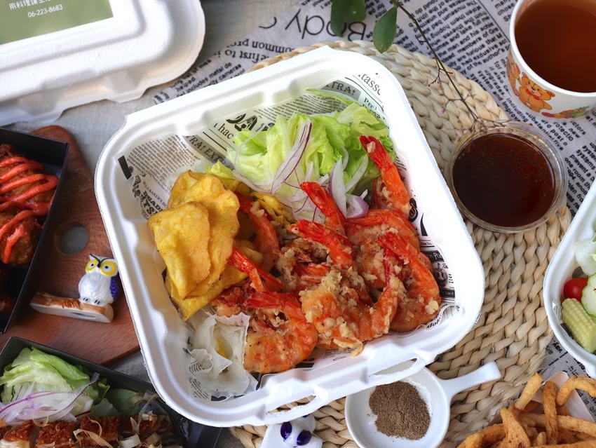 丸飯食事處：宅在家就能品嘗美味的沖繩蝦蝦飯/套餐組合讓你宅在家就能輕鬆享用美味的異國料理組合 - 進食的巨鼠