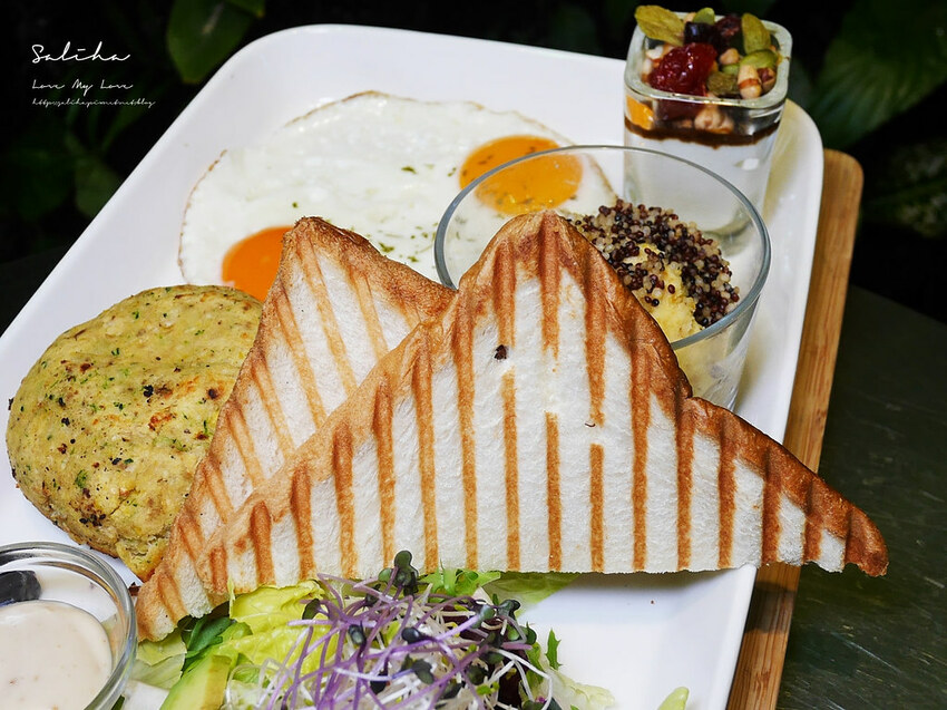 台北蔬食早午餐Salad Den松山區餐廳好吃蔬食沙拉素食帕尼尼素食披薩 (1) 台北蔬食早午餐Salad Den松山區餐廳好吃蔬食沙拉素食帕尼尼素食披薩 (1)