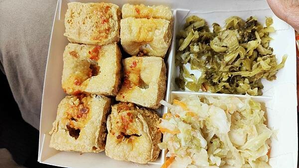 老皮牛肉麵尚順店｜內用豆花免費無限量吃到飽，被牛肉麵耽誤的豆花店