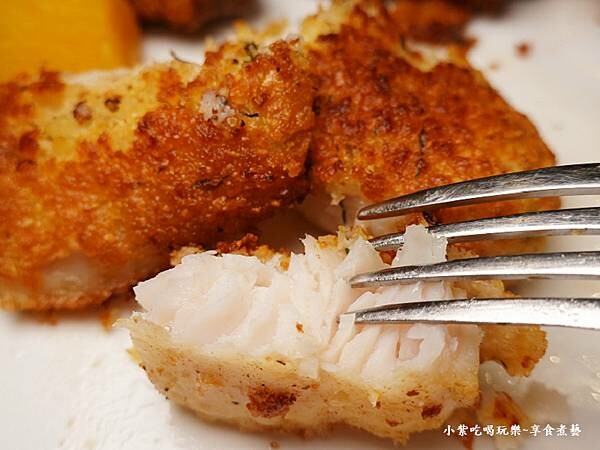 法式香煎國鴨肉佐堅果奶油魚排-2025西堤牛排桃園南華店 (1).jpg 法式香煎國鴨肉佐堅果奶油魚排-2025西堤牛排桃園南華店 (1).jpg