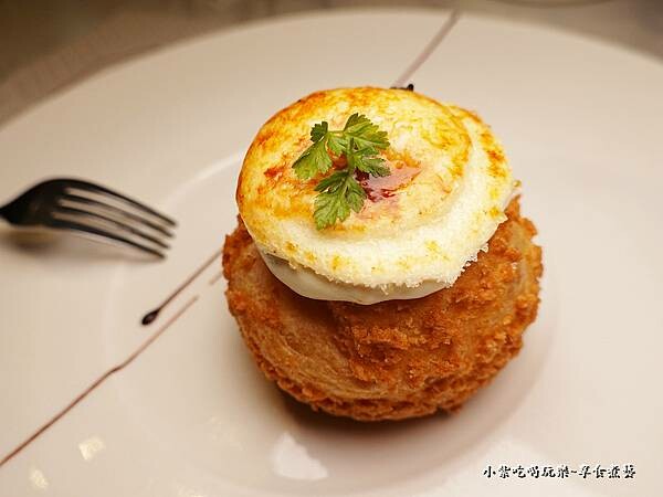 炙燒冰心水果泡芙-西堤南華店 (1).jpg