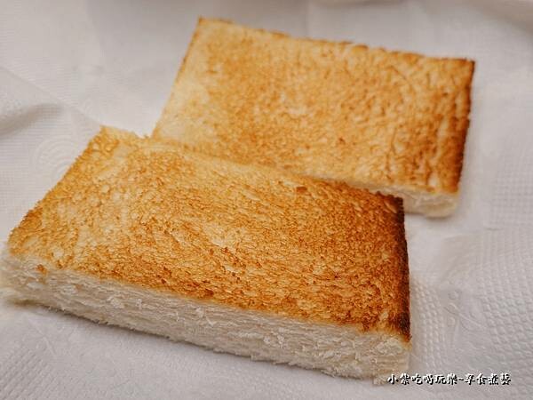 方塊麵包-西堤南華店 (1).jpg