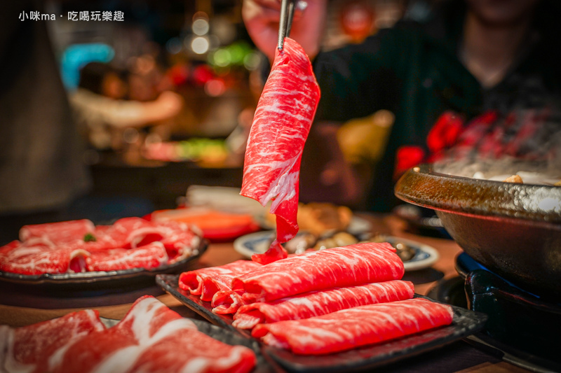 板橋宵夜推薦：雅香石頭火鍋-板橋店 / WalkerLand窩客島整理提供 未經許可不可轉載