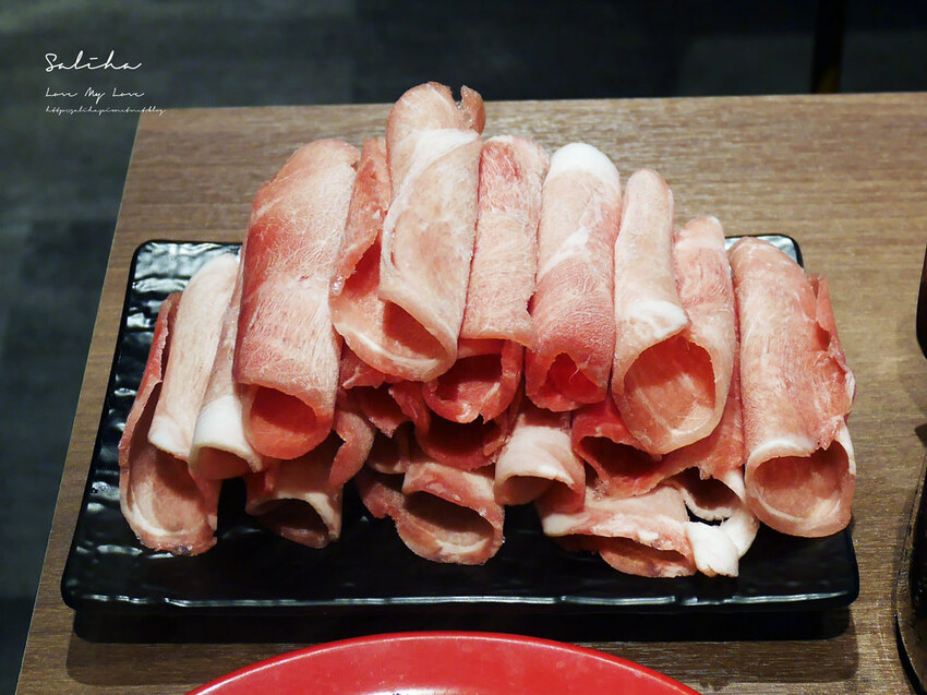 新北板橋一日遊餐廳美食推薦雅香石頭火鍋食材推薦食記心得分享湯頭好喝聚餐 (2)