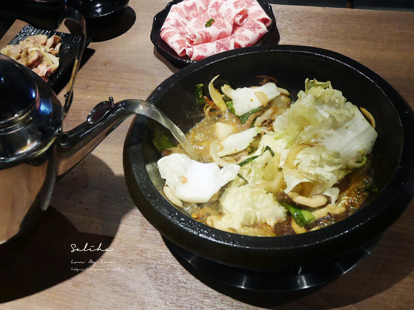 新北板橋一日遊餐廳美食推薦雅香石頭火鍋食材推薦食記心得分享湯頭好喝聚餐 (5)