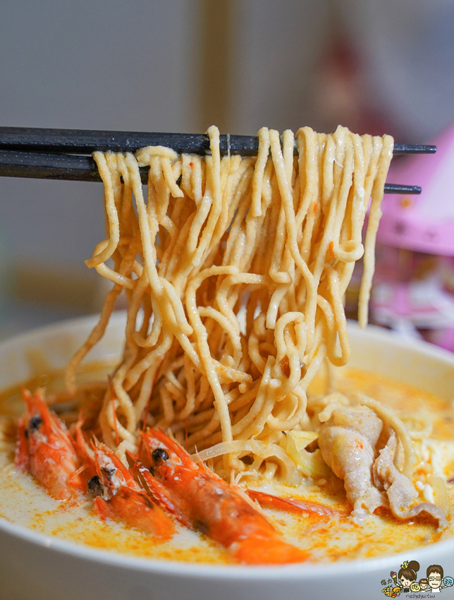 高鐵 美食 下午茶 甜點 生乳捲 生吐司 姊妹約會 彩虹市集 金木馬 文創 高雄