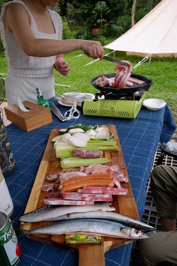 【南投縣魚池鄉】一晚千元有找/平價豪華露營/波西米亞神殿帳/松樹營地/拂水山莊