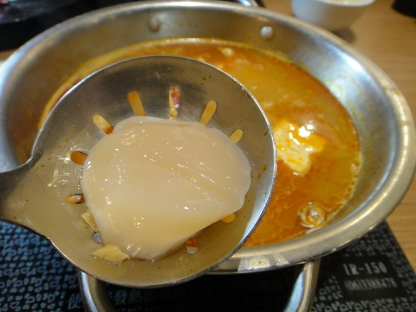 【美食】大橋頭火鍋推薦「荖子鍋」大同區火鍋推薦，新鮮製麵無限供應、20種海陸主食